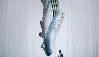 MK体育-梅西迎第六次世界杯，20年后再舞终极探戈|莱昂内尔·梅西|FIFA_新浪体育_新浪新闻
