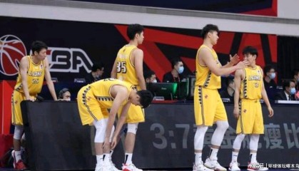 MK体育登录入口-富兰克林-杰克逊21分 宁波78-84广厦 胡金秋21分